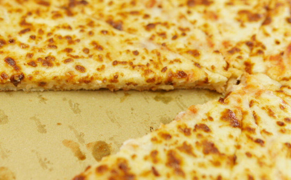 ホールピザ・チーズの断面