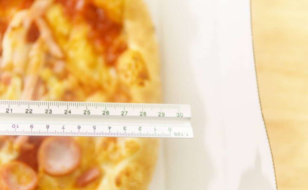ウインナーベーコンピザ♪の直径29cm