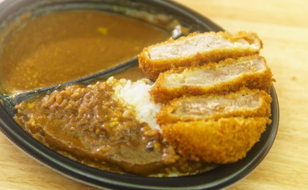 セルフ ホット カレーの自分オリジナルカツカレー