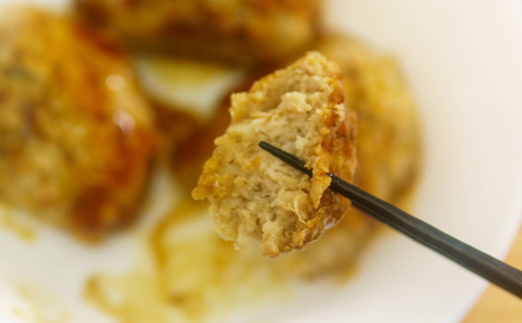 炭火焼鶏つくね(軟骨入り)たれの中身