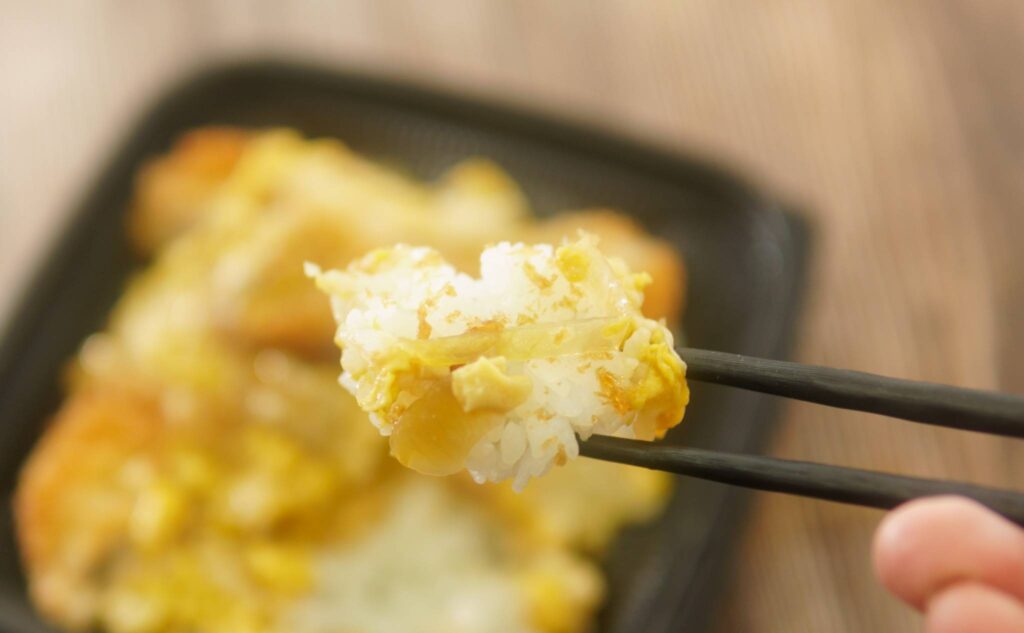 ヒレかつ丼の卵とじごはん
